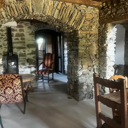 A Scontra Country house