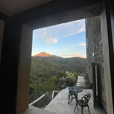 A Scontra Country house *